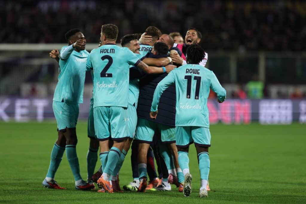 L'esultanza per il gol, poi annullato, di Dallinga in Fiorentina-Bologna 2-2 (© Bologna FC 1909)