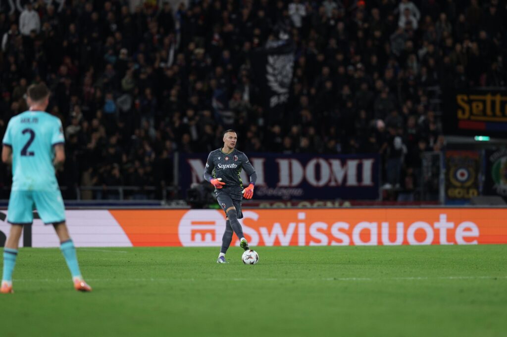 Lukasz Skorupski in Bologna-Friburgo (© Bologna FC 1909)