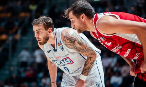 Fortitudo Flats Service Bologna - Vuelle Pesaro (©Fortitudo Flats Service Bologna)