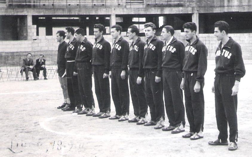 Virtus Pallacanestro Diciottesima puntata. Il 18 settembre 1949 la Virtus gioca a Lione contro l'Asvel Villeurbanne.