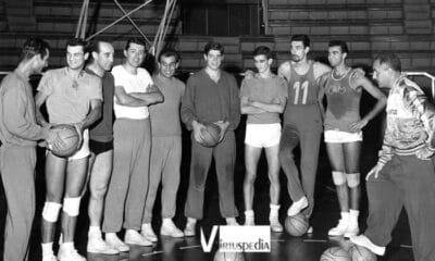 Virtus Pallacanestro Ventiquattresima puntata. Virtus in allenamento nel 1961/62: Pellanera, Canna, Alesini, Magnoni, Conti, Lombardi, Zuccheri, Calebotta, Paoletti, Kucharski.
