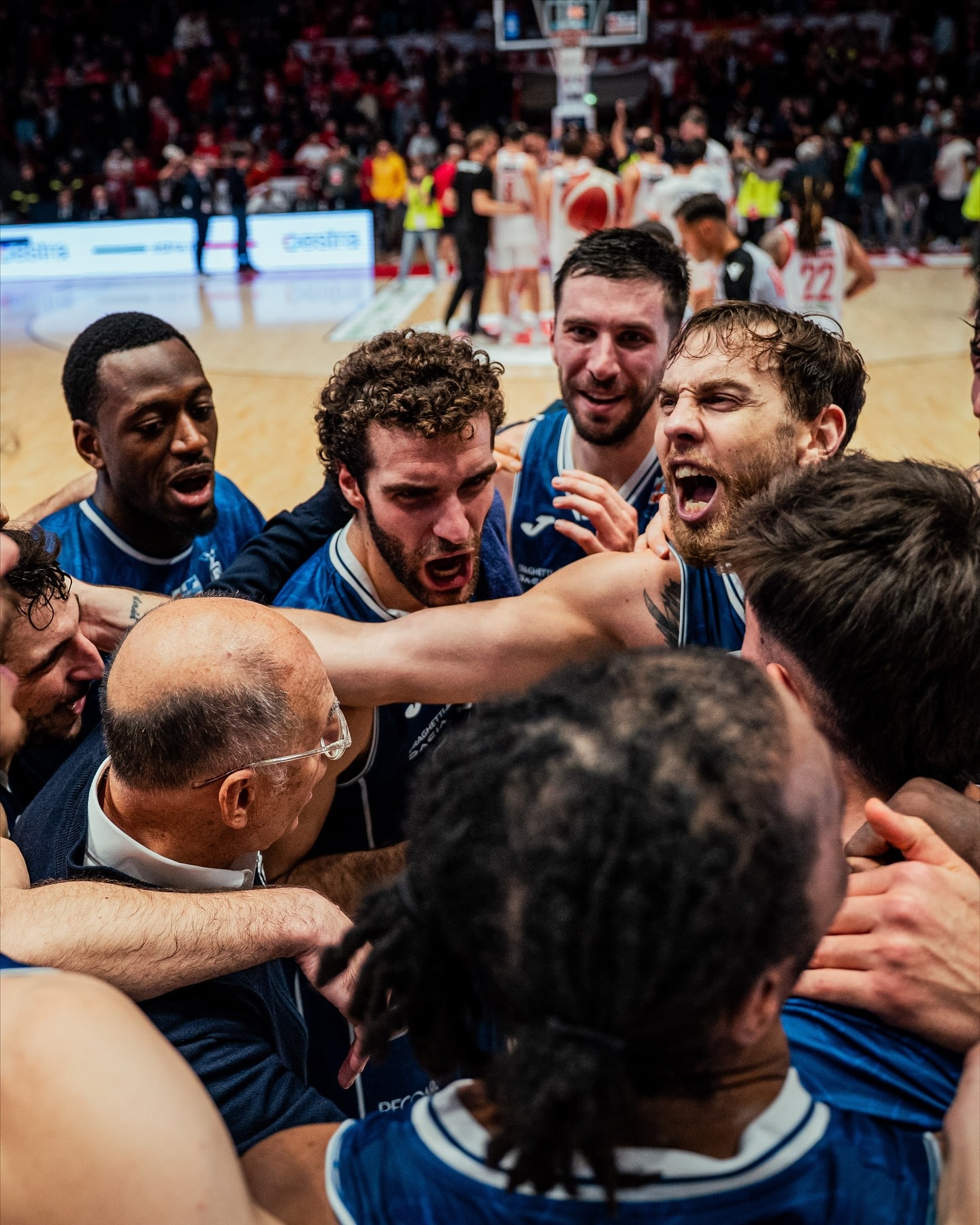 La Fortitudo Bologna (©Fortitudo Pallacanestro)