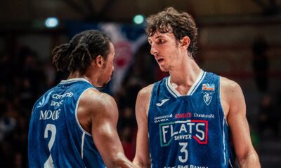 Lee Moore e Alvise Sarto crediti Fortitudo Pallacanestro
