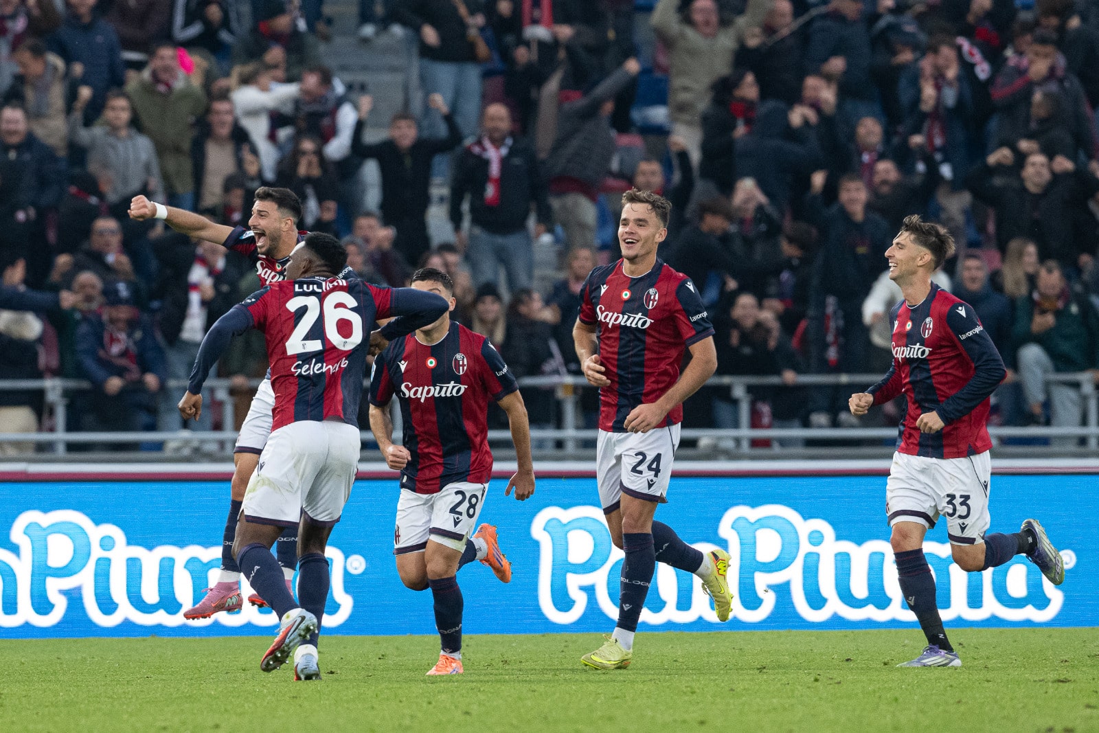 Bologna-Napoli 2-0, ora i rossoblù sono al quinto posto della classifica di Serie A (©Damiano Fiorentini)