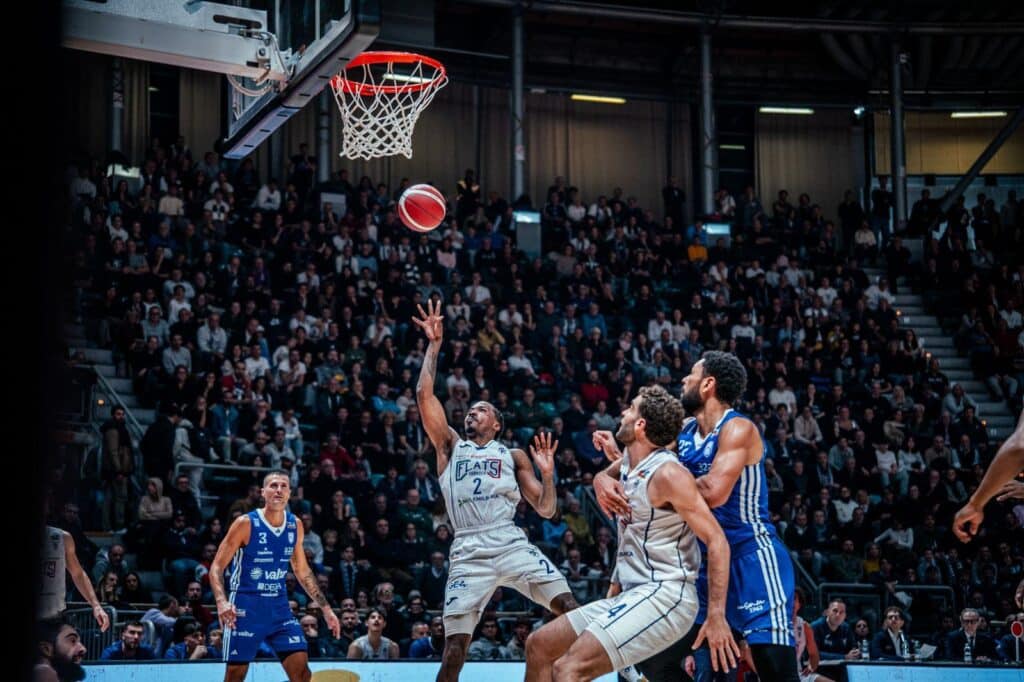 Fortitudo Flats Service Bologna - Valtur Brindisi (©Fortitudo Flats Service Bologna)