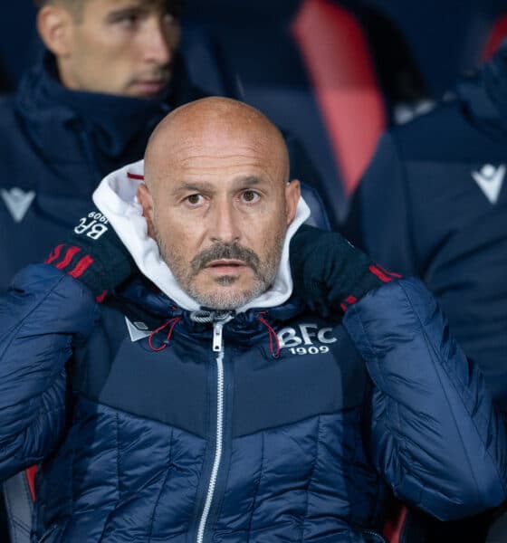 Vincenzo Italiano durante Bologna-Brann (@Damiano Fiorentini)