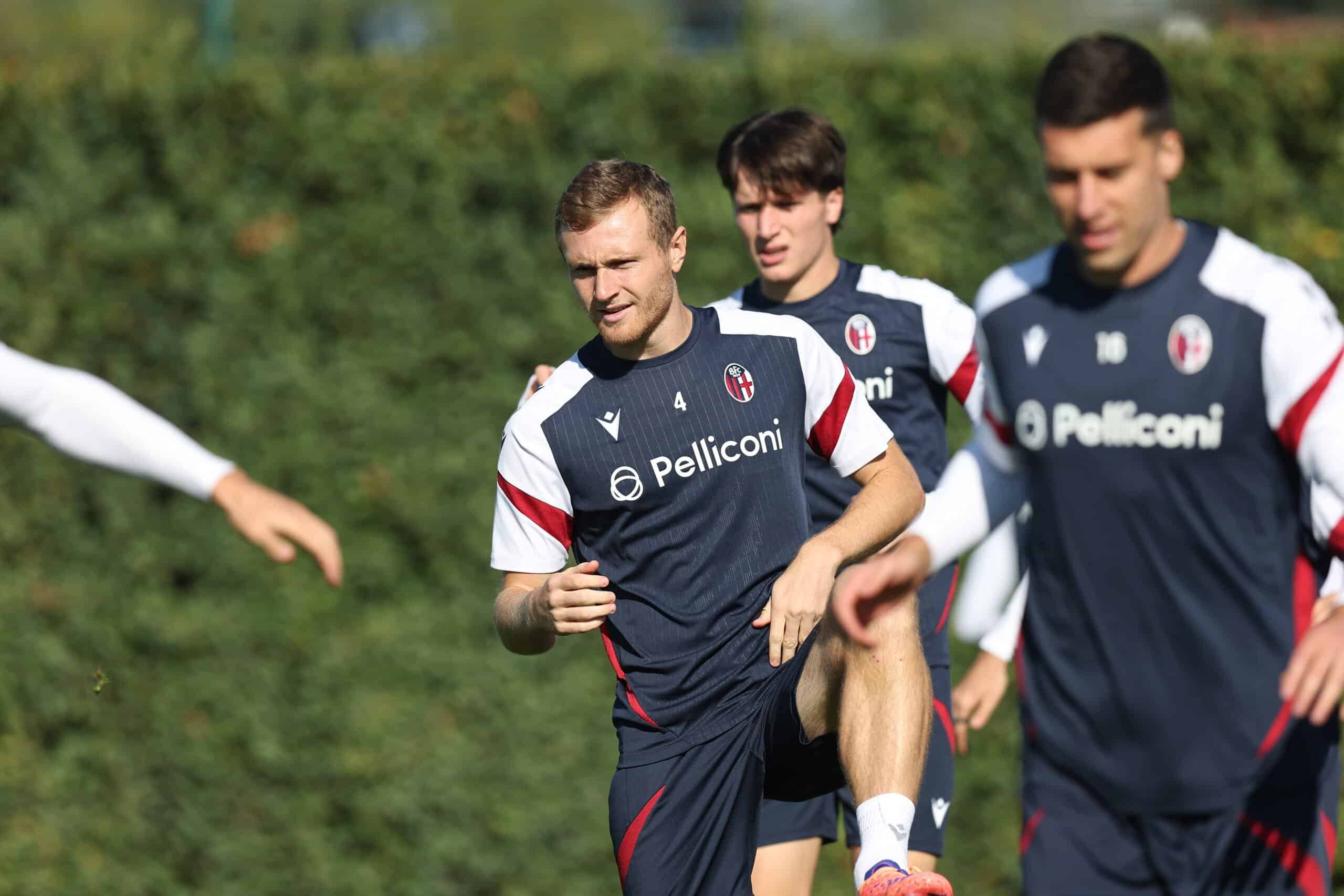 Tommaso Pobega e Giovanni Fabbian in allenamento (© Bologna FC 1909)