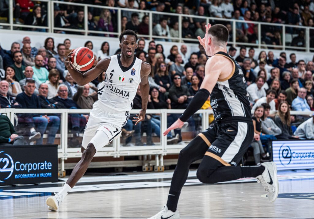 Niang Virtus Bologna Trento