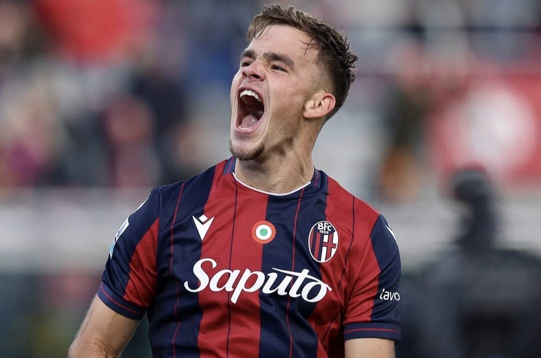 Thijs Dallinga in Bologna-Napoli 2-0 (©Bologna FC 1909)