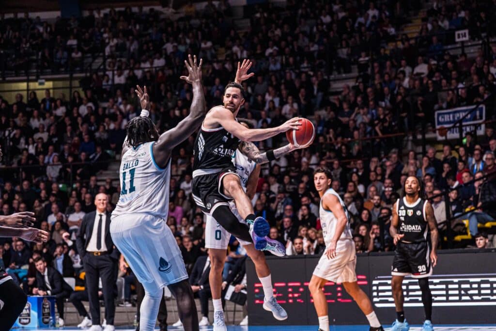 Vildoza Cantù Virtus Bologna