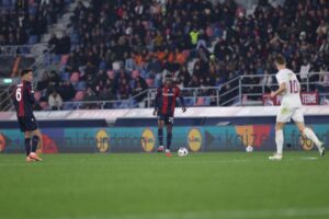 Jhon Lucumì (© Bologna FC 1909)