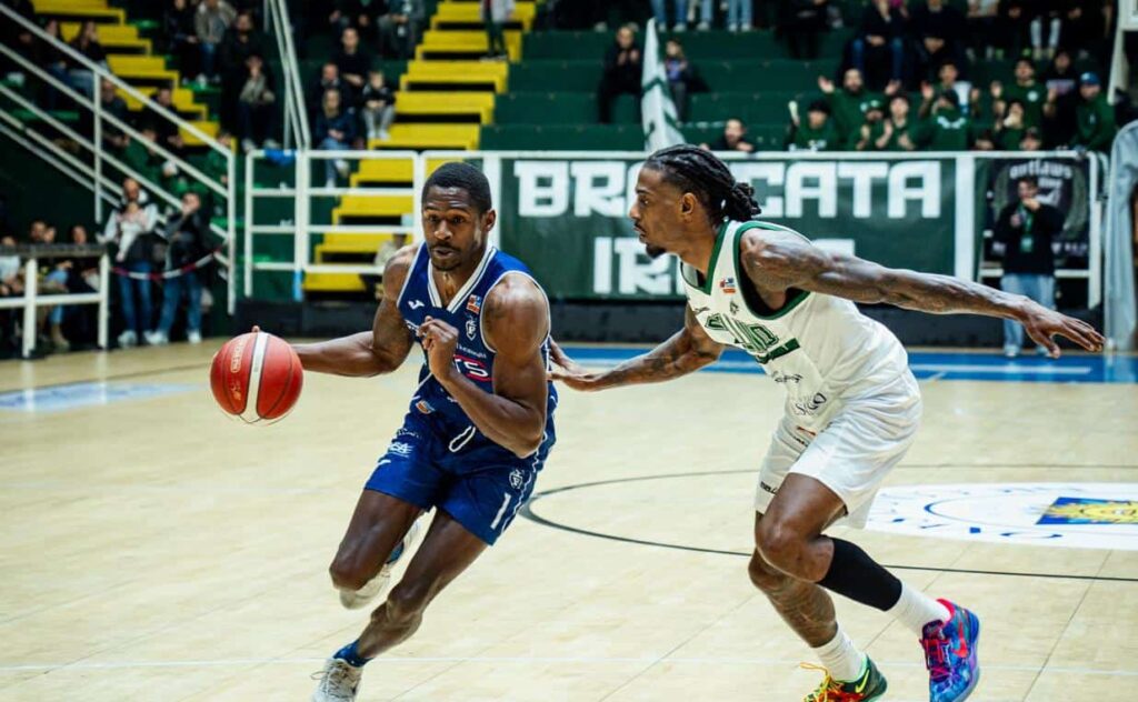 Unicusano Avellino - Fortitudo Flats Service Bologna (©Fortitudo Flats Service Bologna)