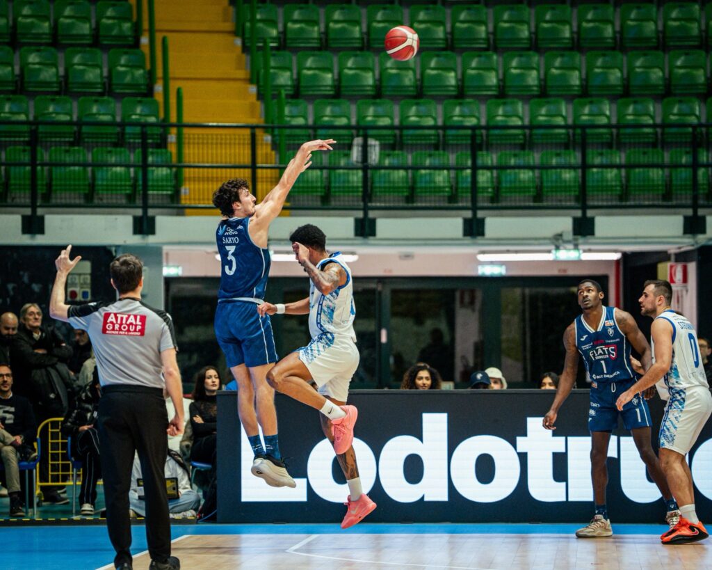 Gruppo Mascio Bergamo - Fortitudo Flats Service Bologna (©Fortitudo Flats Service Bologna)