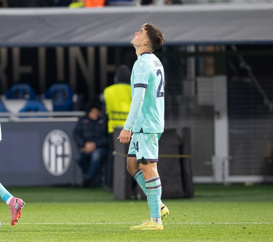 Dallinga in gol durante Bologna-Salisburgo