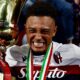 Dan Ndoye festeggia dopo la vittoria della Coppa Italia (© Bologna FC 1909)
