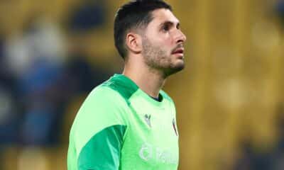 Federico Ravaglia nel prepartita di Napoli-Bologna a Riad (© Bologna FC 1909)