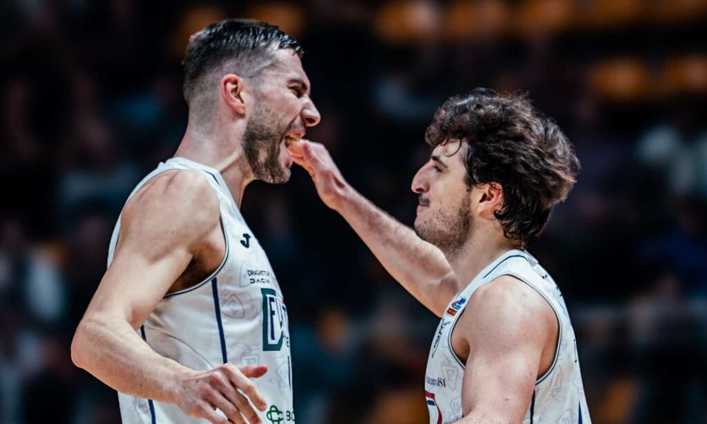 Matteo Fantinelli e Gianluca Della Rosa (©Fortitudo Pallacanestro)