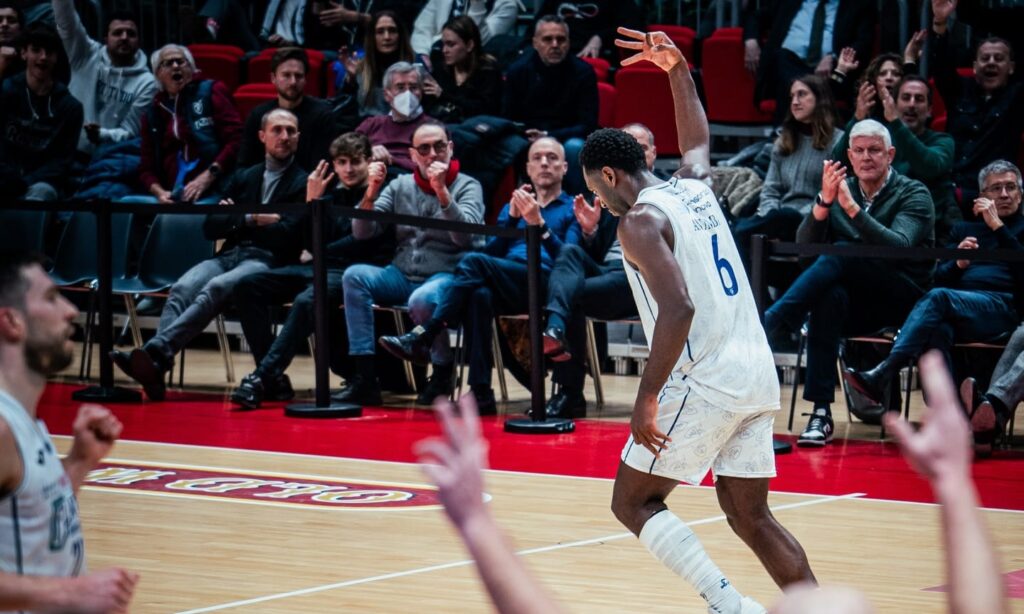 Simon Anumba crediti Fortitudo Pallacanestro