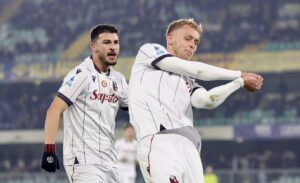 Riccardo Orsolini e Jens Odgaard (© Bologna FC 1909)