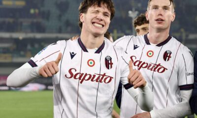 Fabbian ed Heggem che festeggiano la vittoria contro l'Hellas Verona