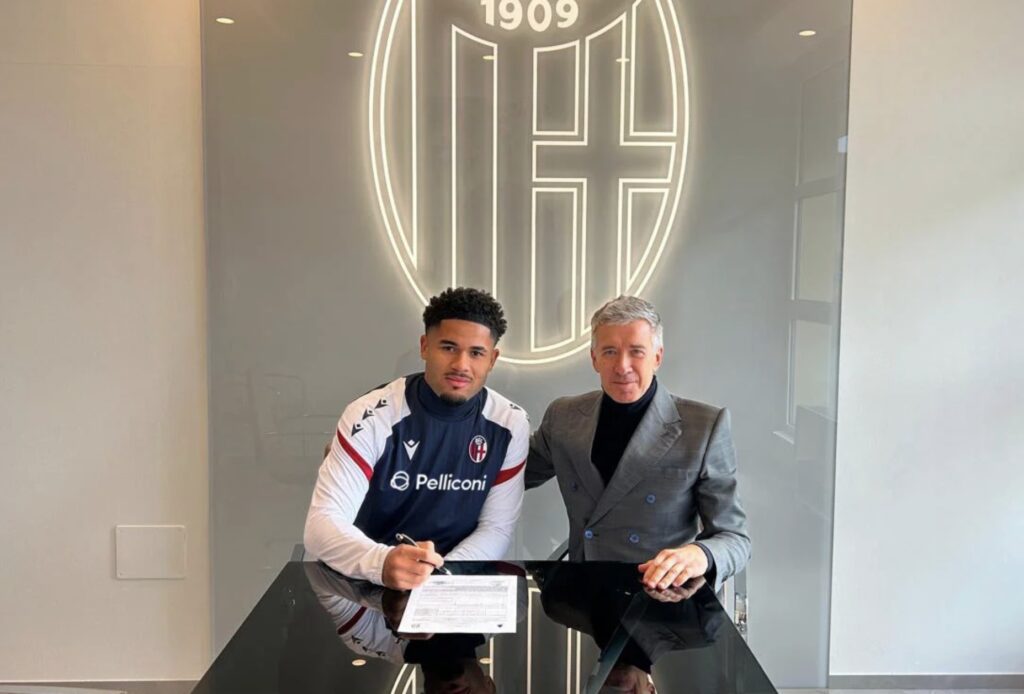 Simon Sohm con l’AD del Bologna Claudio Fenucci