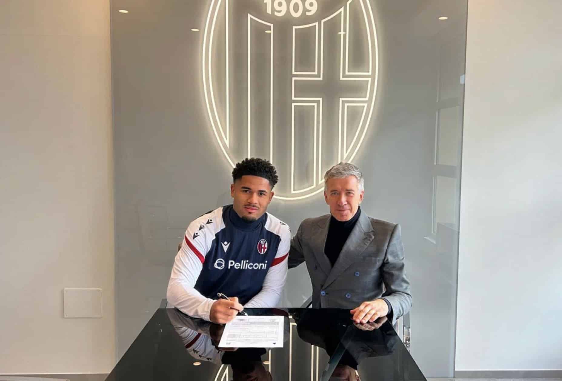 Simon Sohm con l’AD del Bologna Claudio Fenucci