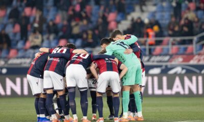 La formazione rossoblù prima di Bologna-Atalanta 0-2 2025-26 (Damiano Fiorentini)