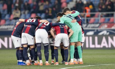 La formazione rossoblù prima di Bologna-Atalanta 0-2 2025-26 (Damiano Fiorentini)