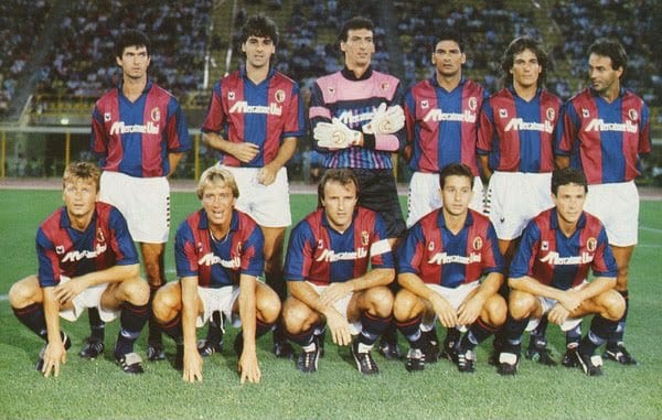 Una formazione del Bologna 1990/91 (Wikipedia)