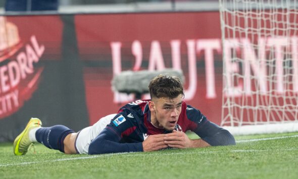 Calciomercato Bologna, l’infortunio di Dallinga può cambiare i piani sul mercato: ecco perché