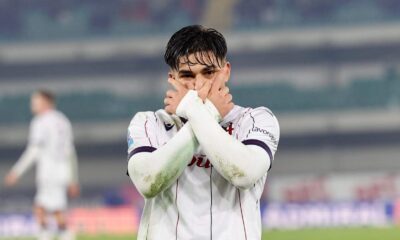 L'esultanza di Castro dopo l'1-3 in Hellas Verona - Bologna