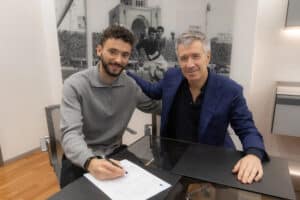 João Mario con Claudio Fenucci (© Bologna FC 1909)