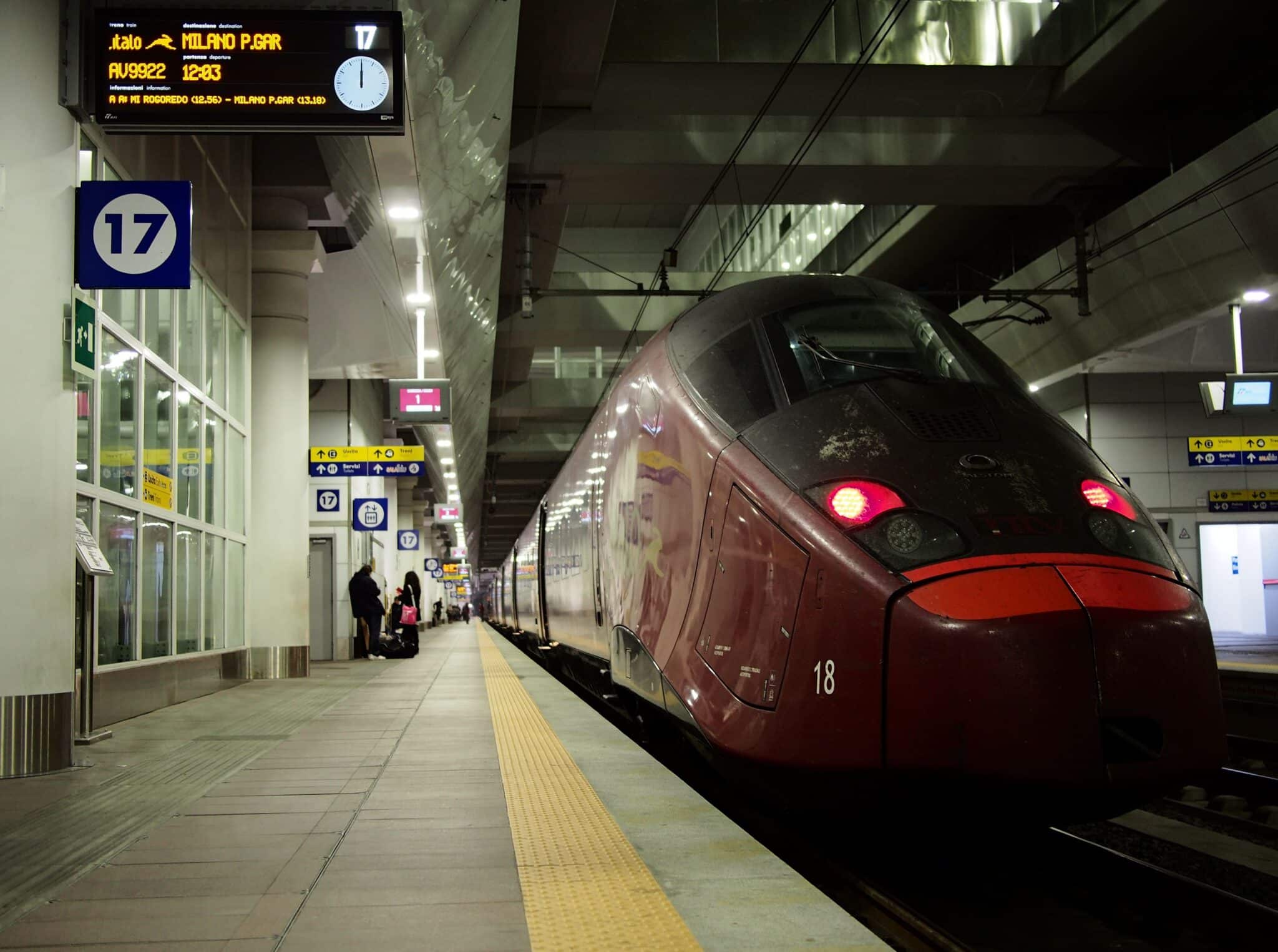 Stazione dei treni, Bologna (© Wikipedia)