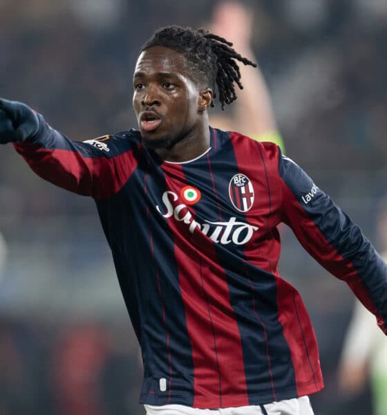 Jonathan Rowe, gol in Bologna-Celtic 2-2 (©Damiano Fiorentini)