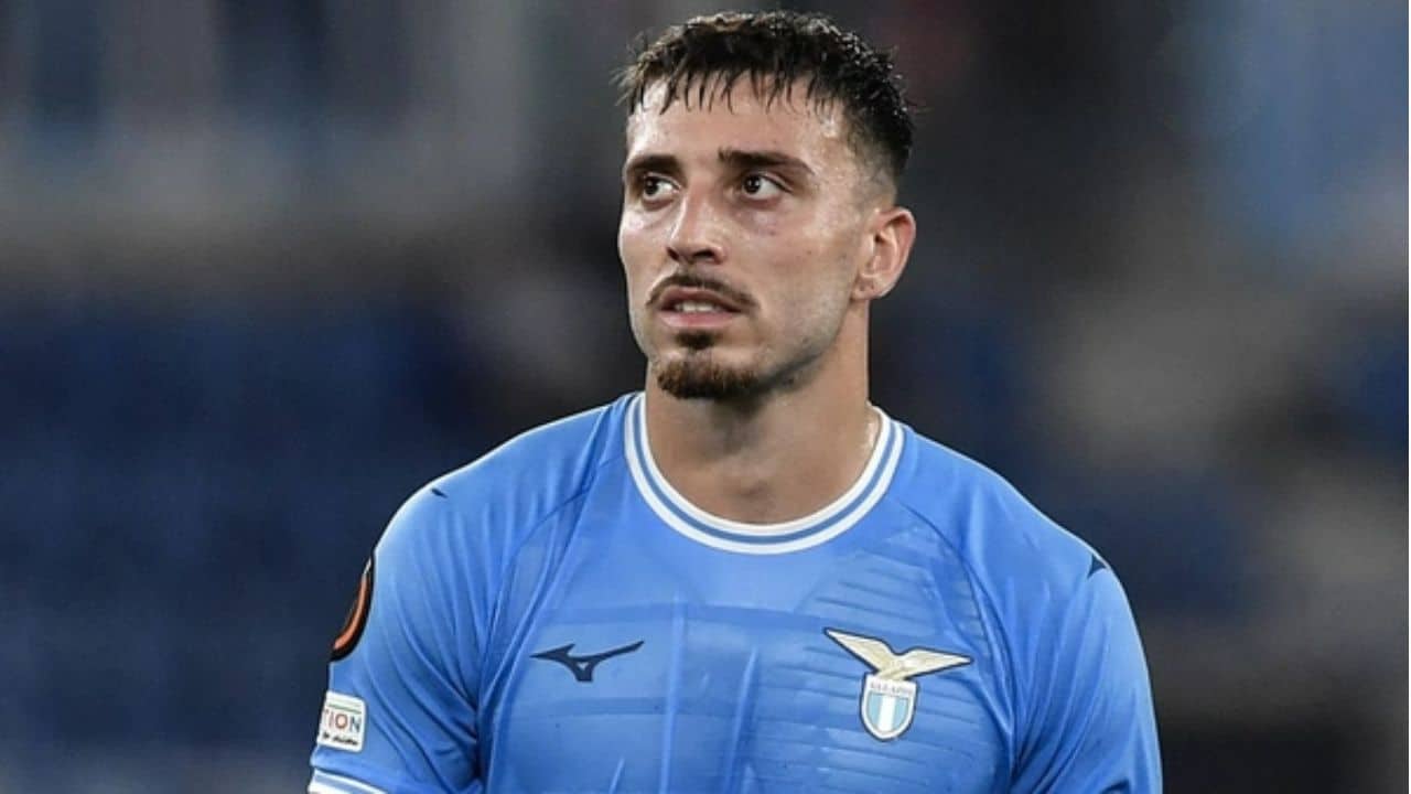 Mario Gila, difensore della Lazio (© SS Lazio)