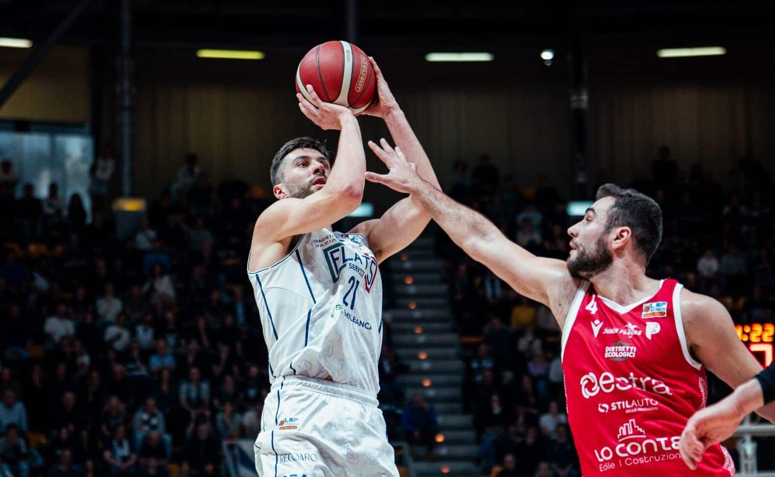 Fortitudo Flats Service Bologna - Estra Pistoia (© Fortitudo Flats Service Bologna)