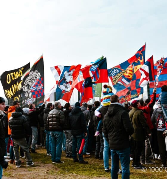 Il raduno dei tifosi rossoblù a Casteldebole per caricare la squadra pre Bologna-Milan (© 1000 Cuori Rossoblù