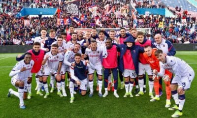 I Rossoblù dopo la vittoria in Sassuolo-Bologna (© Bologna FC 1909)