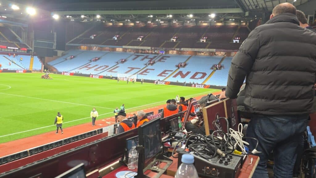 Villa Park The Holt (@1000Cuorirossoblu)