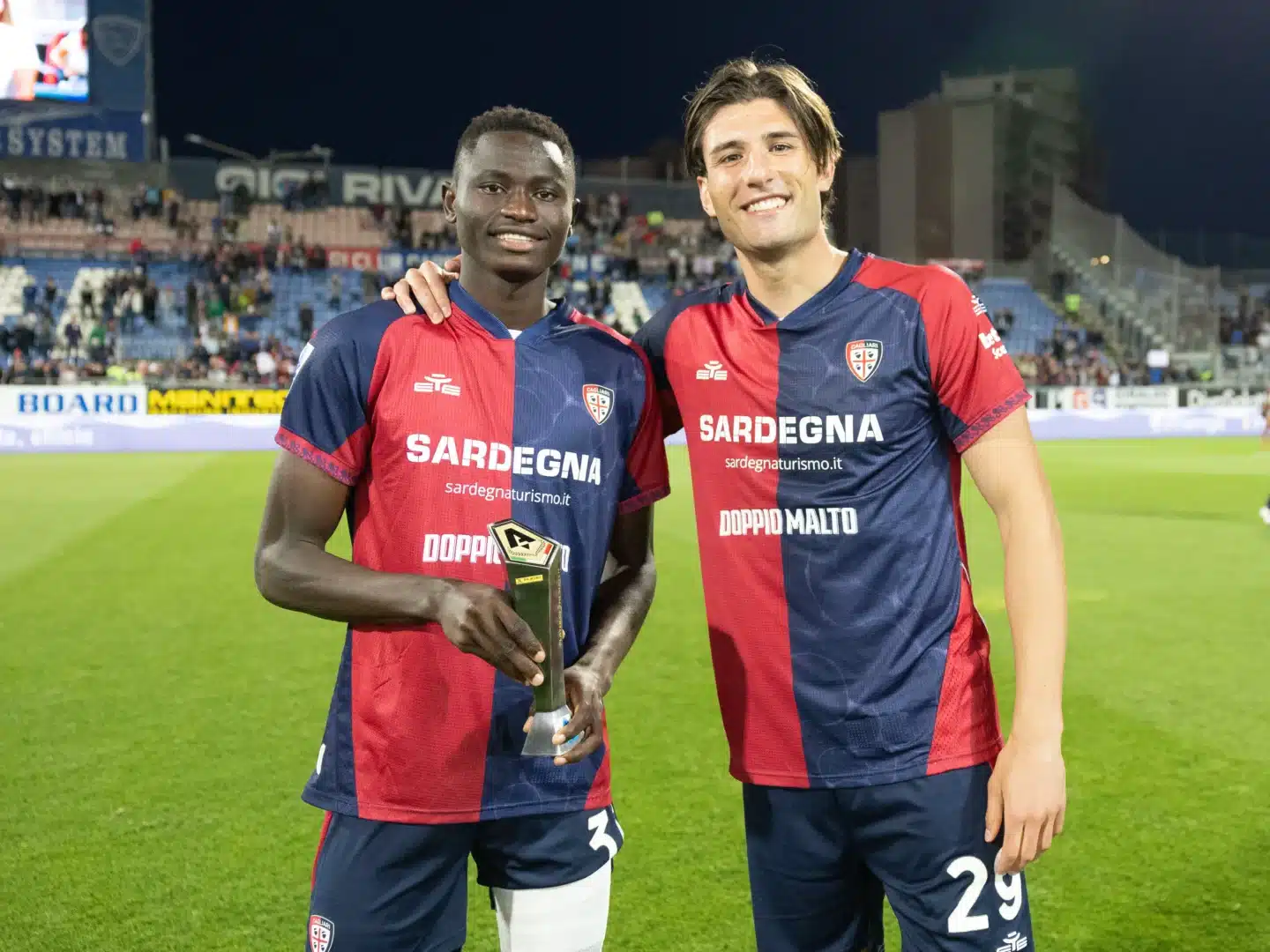 Paul Mendy e Gennaro Borrelli (© Cagliari Calcio)