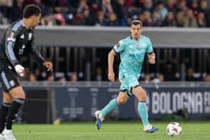 Remo Freuler durante Bologna-Aston Villa (1-3)