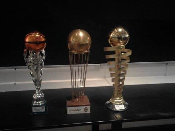 Virtus Pallacanestro Settntunesima puntata. I tre trofei: scudetto under 18, Coppa Italia d Legadue e Campionato di serie A2.