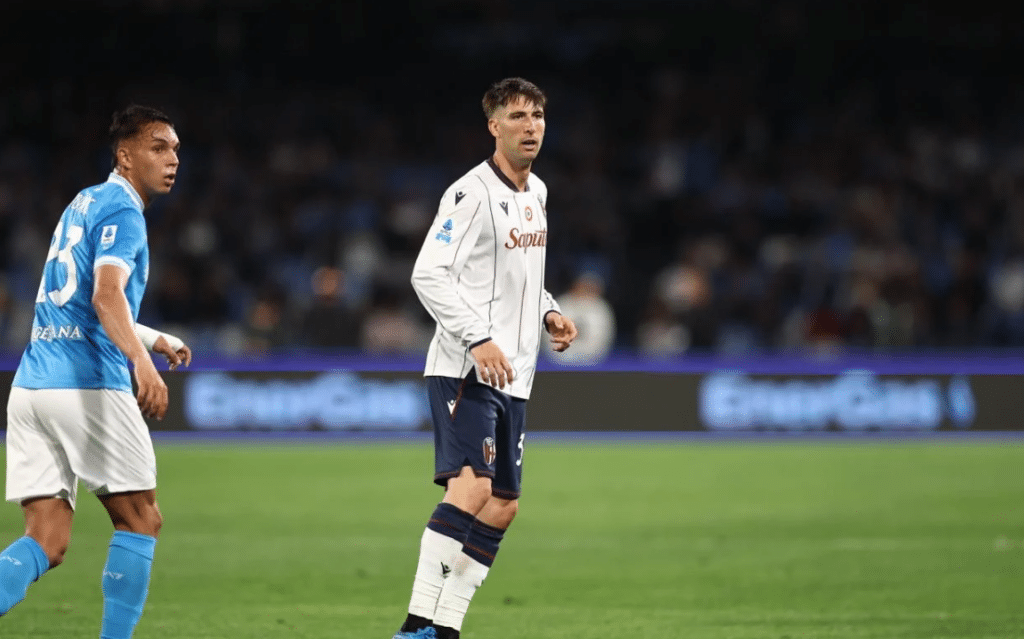 Juan Miranda in Napoli-Bologna (2-3) (© Bologna FC 1909)