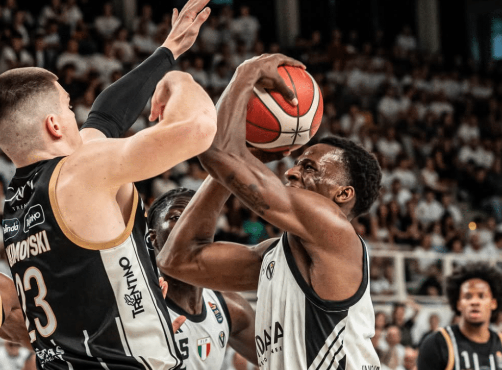 Niang (©Virtus Bologna)