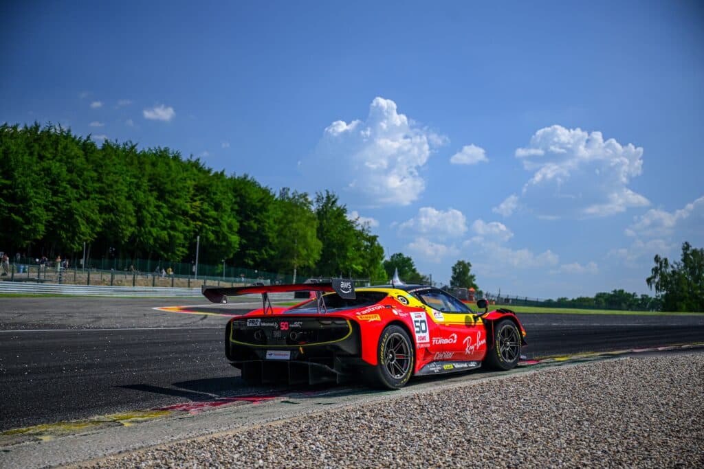 La Ferrari #50 in azione alla 24 Ore di Spa