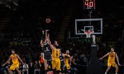 Virtus Pallacanestro Ottantunesima puntata. Uno dei sei canestri fondamentali di Lundberg segnati negli ultimi secondi, qui in Virtus-Barcellona.