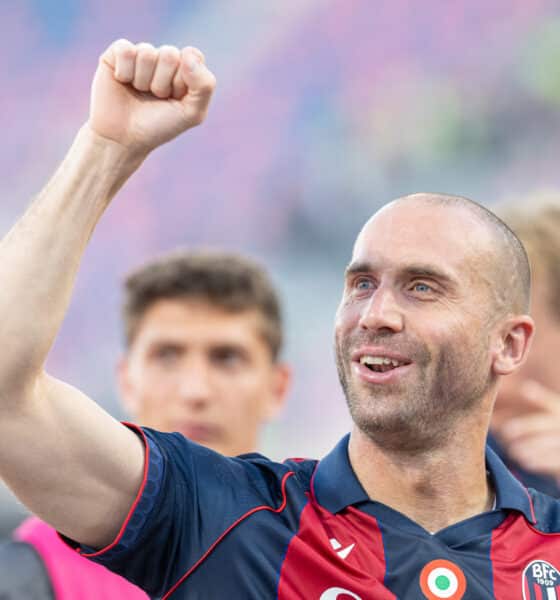 Lorenzo De Silvestri al termine di Bologna-Inter 2025/26 (© Damiano Fiorentini)