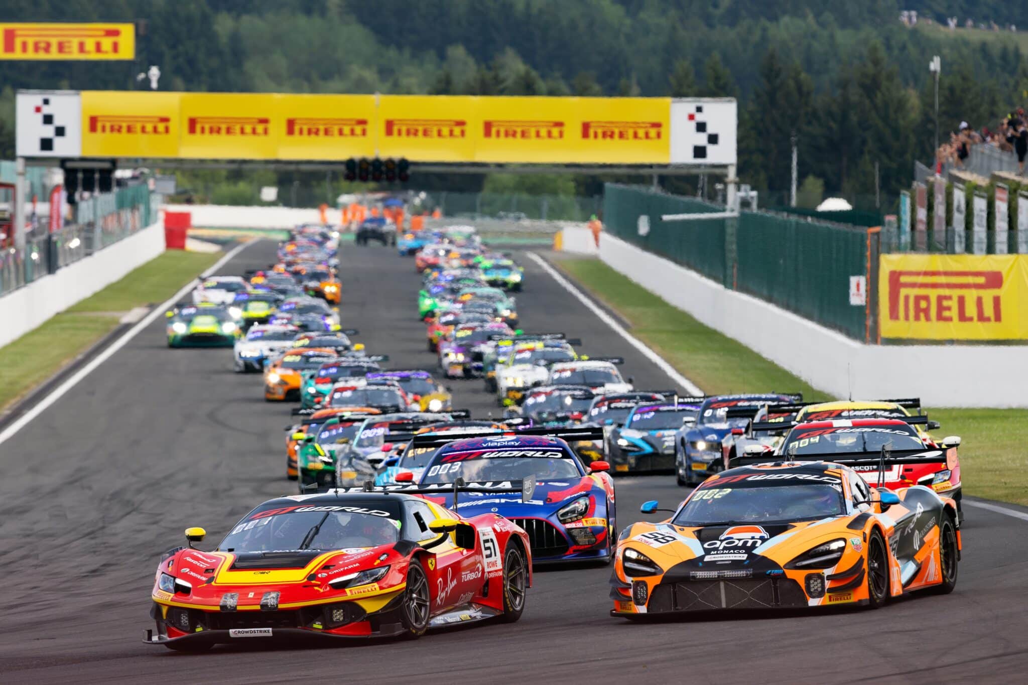 La Ferrari #51 alla partenza della 24 Ore di Spa
