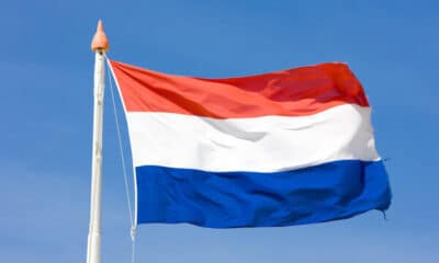 Bandiera olandese ( © depositphotos)