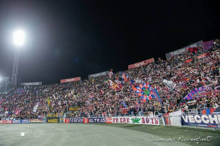 Il pubblico del Dall’Ara di Bologna